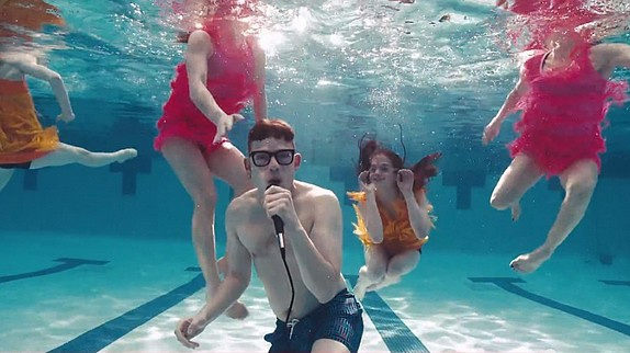 Bernhoft sans complexes pour "Come Around"