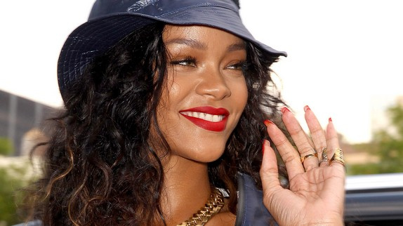 Rihanna tease la sortie de son 8ème album