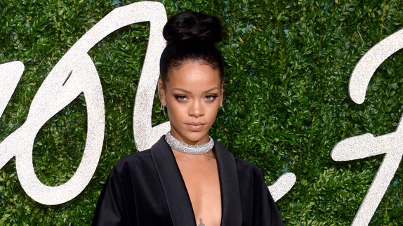 Rihanna : nouvelle tournée mondiale en 2015 !