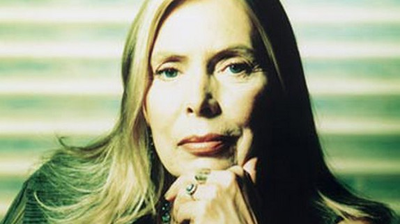 Joni Mitchell hospitalisée d'urgence