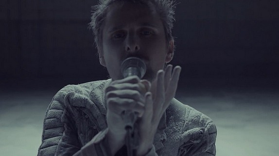 Muse dévoile le sombre clip de "Dead Inside"