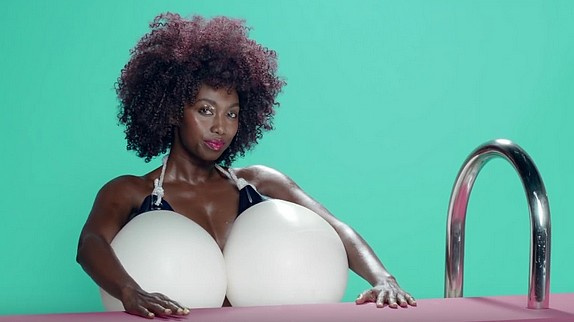 Yelle et Inna Modja dans un clip contre le cancer