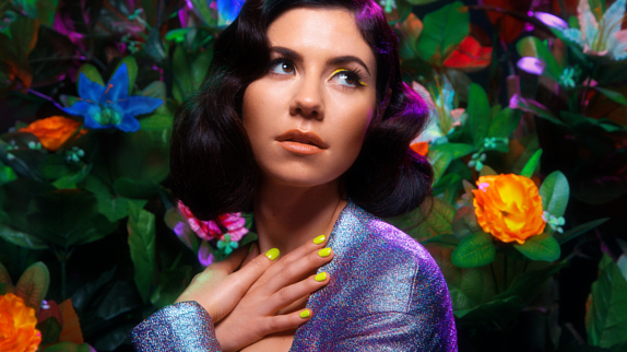 Marina and the Diamonds reprend Cyndi Lauper