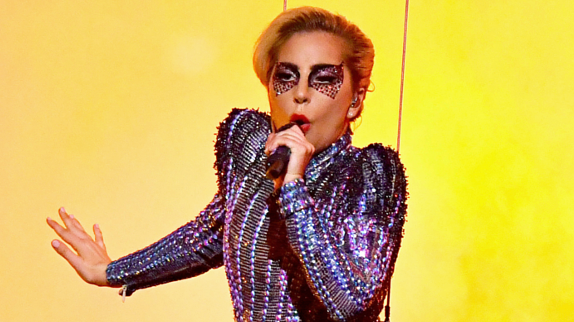 Lady Gaga : ses ventes s'envolent !