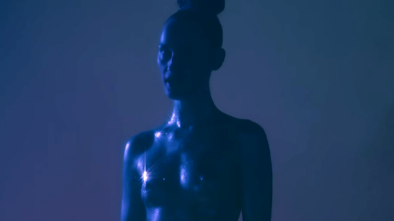 "OMG!!!", Yelle est de retour