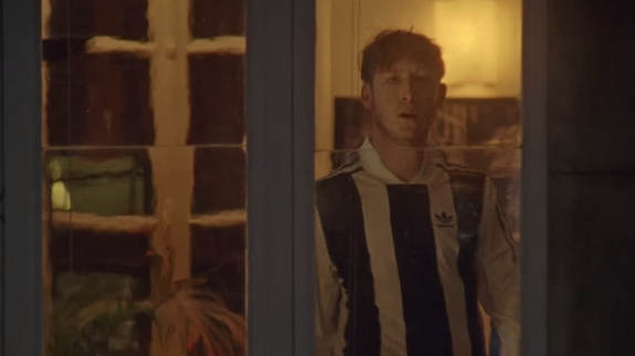 Eddy de Pretto : son nouveau clip "Grave"