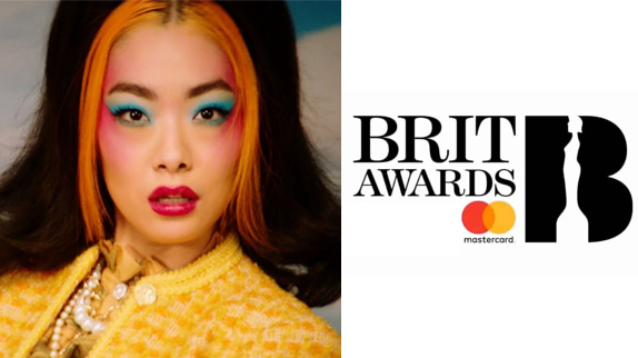 Rina Sawayama fait plier les BRIT Awards