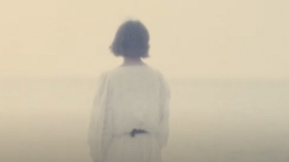 Ghostly Kisses reprend "J'ai demandé à la lune"