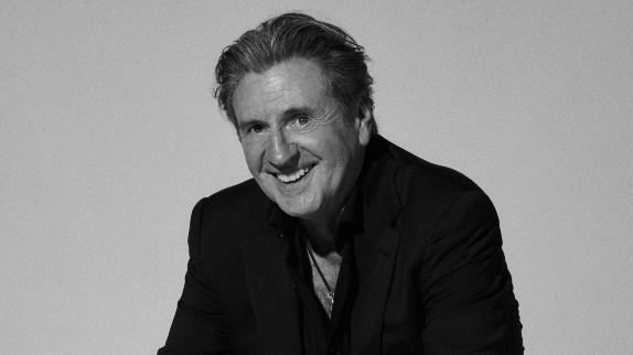 Daniel Auteuil se lance dans la chanson