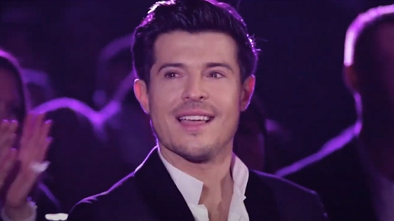 Vincent Niclo célèbre "Cette histoire entre nous"