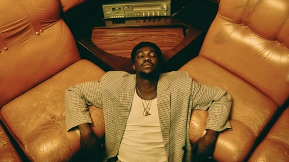 Jacob Banks touche avec "By Design"
