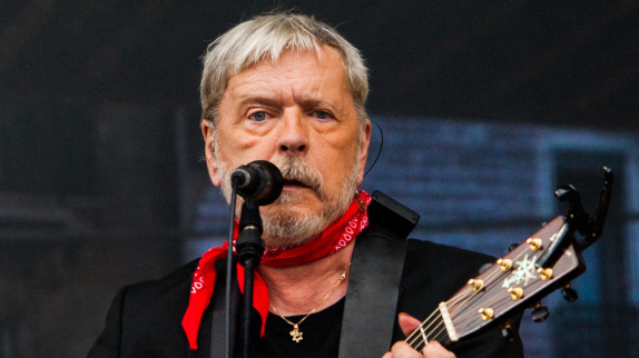 Renaud : son concert inquiète le public