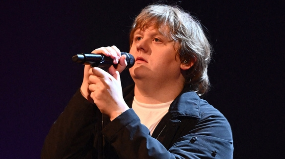 Lewis Capaldi en concert à Paris : nous y étions !