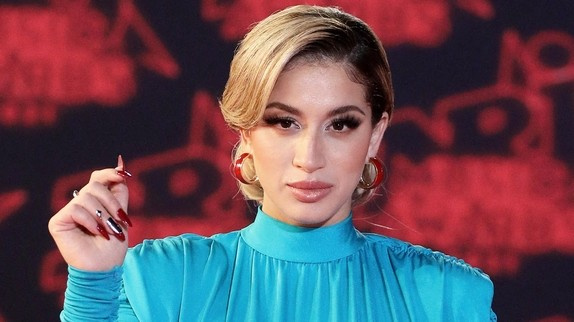 La Zarra joue la "Diva" pour son retour
