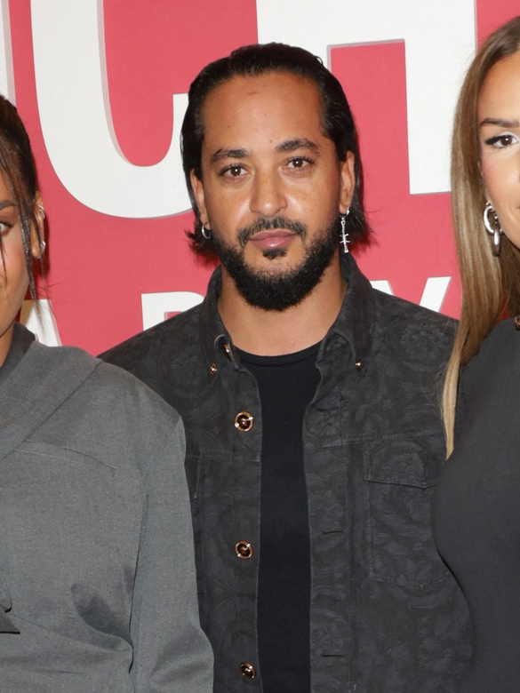 Amel Bent invite Slimane et Vitaa sur scène