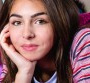 Clip "Le meilleur des 2" : Carla (Kids United) profite de sa jeunesse avec ses amies