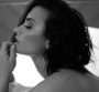 Demi Lovato se met à nu sur "Body Say"