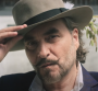 Clip "Ne me dites pas non" : Stephan Eicher fait son cirque en harmonie avec les...