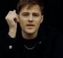 Tom Gregory enchaine avec "Footprints"