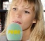 Angèle en interview : regardez !