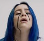 Billie Eilish broie du noir dans son nouveau clip