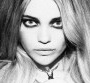 Sky Ferreira : le clip 80's de "You're Not the One"