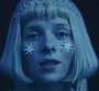 Aurora de retour avec "Cure For Me" : le clip