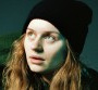 girl in red sort son premier album "if i could make it go quiet" et le clip de "Serotonin"