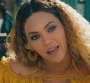 Beyoncé sort sa batte de baseball dans "Hold Up"
