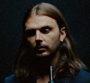 Clip "Redemption" : Hurts en clair-obscur avant l'album "Faith"
