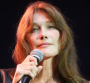 Carla Bruni blague sur le coronavirus
