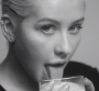 Christina Aguilera revient avec "Accelerate"