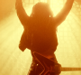 Rock, sexe et apocalypse : le nouveau clip de Lenny Kravitz va vous donner chaud...