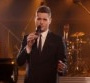 Michael Bublé crooner chic dans "You Make Me Feel So Young", son nouveau clip