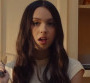 Olivia Rodrigo casse tout dans son nouveau clip "Get Him Back"