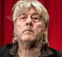 Arno, atteint d'un cancer, reporte 13 concerts