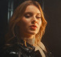 Carla en pleine rupture dans le clip "Bye Bye", après "Danse avec les stars"