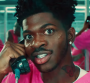 Lil Nas X en prison dans "Industry Baby"