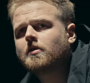 Tom Walker cartonne avec "Leave a Light On"