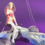 Katy Perry frôle le pire en plein concert