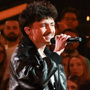 Star Academy : Léo répond aux critiques en plein concert