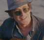 "Il n'est jamais trop tard" : Thomas Dutronc retrouve le sourire dans son nouveau...