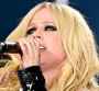 Avril Lavigne : les fans en colère !