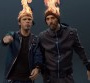 Casseurs Flowters dans le clip "Fais les backs"