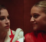 FLETCHER et Kelsea Ballerini à la dérive dans le clip "Better Version"
