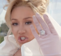 Iggy Azalea se marie dans "Started"
