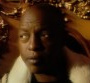 Clip "Peuvent pas" : Oxmo Puccino monte sur le trône pour son retour