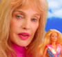 Clip "Barbiconic" : Arielle Dombasle incarne Barbie et ses multiples facettes