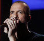 Calogero plus romantique que jamais dans le sublime clip "Rien comme les autres"