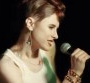 Clip de "Giant In My Heart" : Kiesza défend la cause LGBT